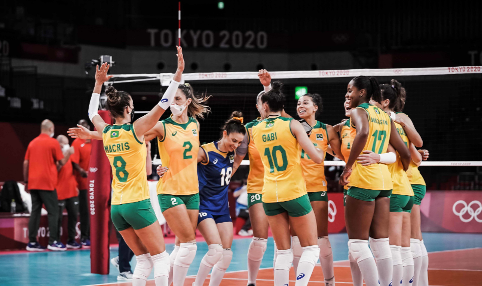中国女排vs巴西（中国女排VS巴西女排2017）